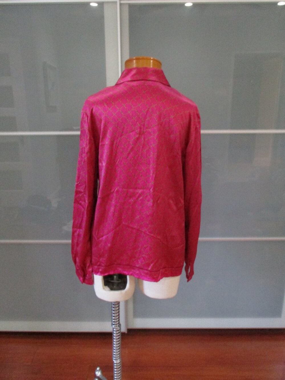 Liz Claiborne Collection Long Sleeve 100% Silk Blouse - Picture 4 of 7